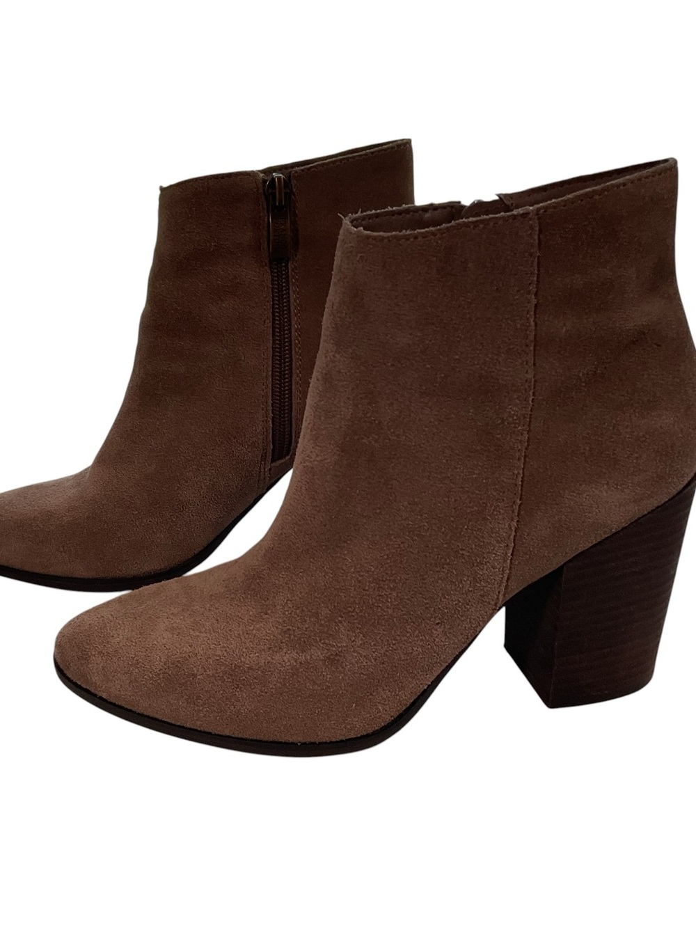 Franco Fortini Women’s Beige Suede Ankle Boots. Size 7
